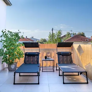 Apartment Paula With Private Jacuzzi And Parking- Near The, Zadar