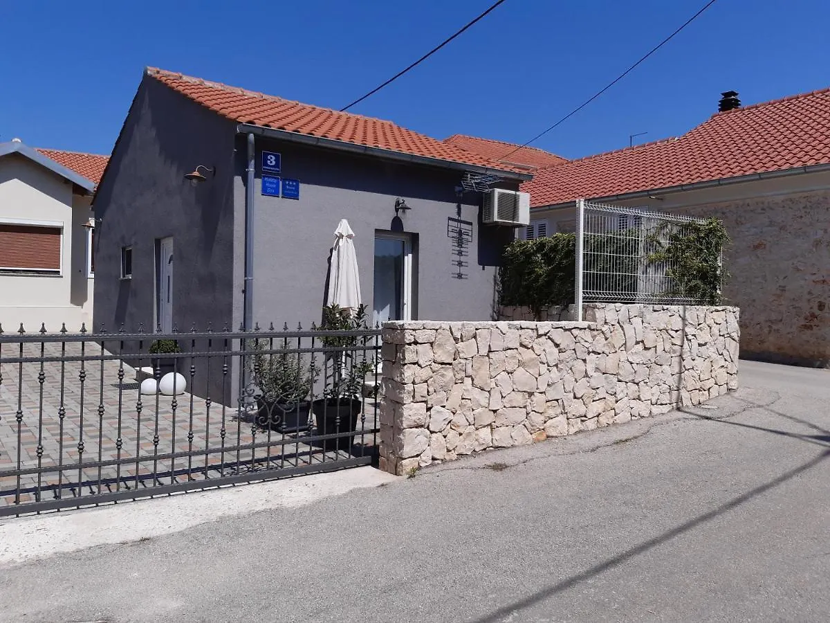 Holiday Home Don Zadar Kroatien