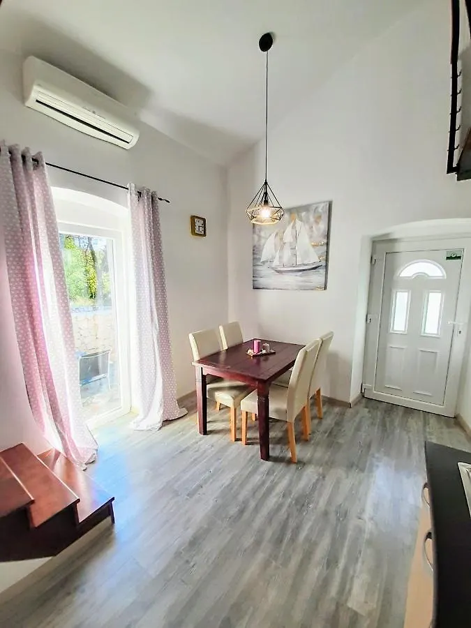 Holiday Home Don Zadar